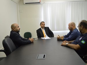 Condições de delegacias e casas de custódias são temas de reunião na Defensoria Pública