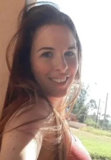 Suzane von Richthofen curte litoral de São Paulo e web reage