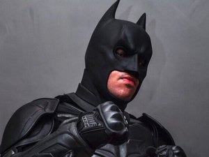 “Batman solidário” ajuda crianças em Hospitais de Palmeira dos Índios