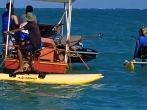 Jet ski colide em jangada na Praia de Maragogi