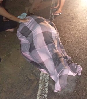 Duas pessoas ficam feridas após queda de moto na AL-460, em Porto de Pedras