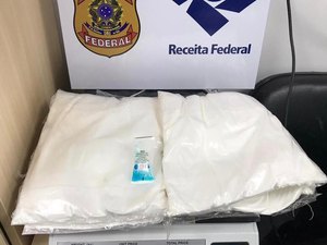 Polícia Federal prende homem transportando cocaína em seu próprio corpo no Aeroporto de Foz do Iguaçu