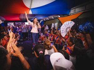 'Ninguém vai parar a força de uma mulher', diz Marina JHC em Matriz do Camaragibe