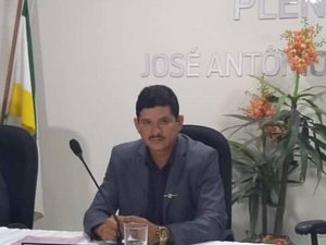 Por decisão judicial, Chaveiro do Gado retorna à presidência da Câmara em Major Izidoro