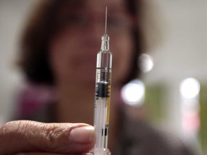 OMS cogita acelerar aprovação de vacinas da Covid após testes