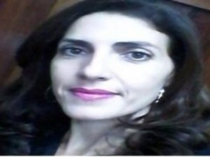 Prefeito pede demissão de radialista e ela responde durante programa ao vivo