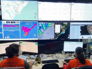 Defesa Civil alerta para riscos de alagamento e deslizamentos de barreiras