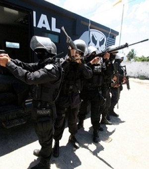 Suspeito de tráfico de drogas é preso com 750g de maconha em Maceió