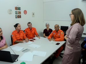 Sesau capacita bombeiros militares para coleta de leite humano nos bairros de Maceió