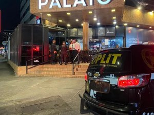 Homem é preso tentando furtar peça nobre de carne em supermercado de luxo da Ponta Verde