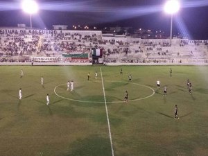 Em jogo equilibrado, Salgueiro vence Botafogo-PB por 1 a 0 e larga bem na Série C
