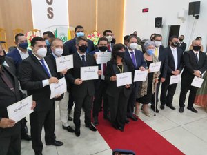 Vereadores eleitos para o primeiro mandato assumem compromisso com a população mais carente