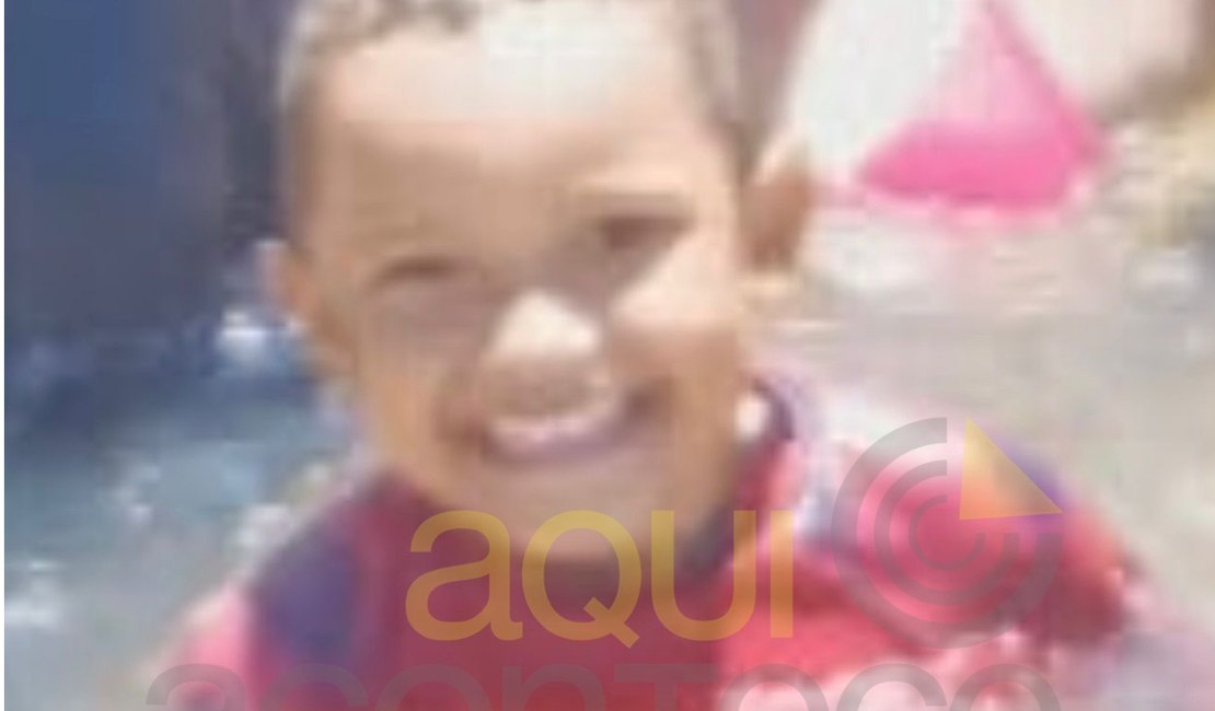 Criança de quatro anos morre após se afogar na Foz do São Francisco, em Piaçabuçu