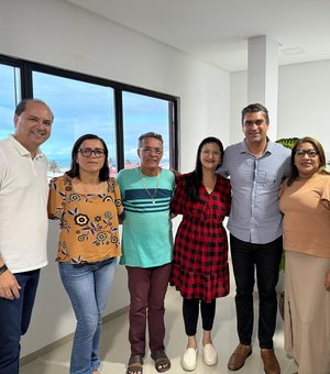 Prefeito concede reajuste salarial de 7% para professores da rede municipal de Maragogi