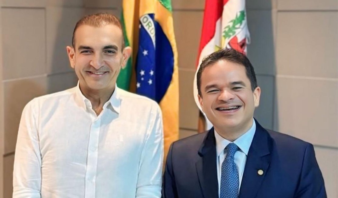 Marcelo Victor já trabalha chapa Renan/Arthur para o senado em 2026 com prefeitos do PP