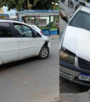 Mulher fica ferida após colisão em cruzamento no bairro Eldorado, em Arapiraca