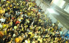 Júnior Loureiro comemora sucesso de “caminhada da vitória” por ruas de Japaratinga