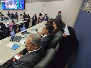 Na volta às atividades, Câmara de Vereadores tem pedido de hospital municipal e cemitério no Benedito Bentes
