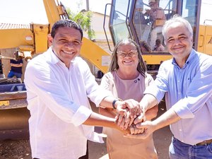 Prefeita Tia Júlia anuncia início da primeira etapa de obras de pavimentação no Loteamento Sabiá