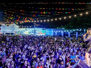 Noda de Caju e artistas locais animam o São João de Maceió