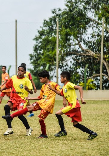 Clube do Servidor de Arapiraca terá domingo de futebol e pagode com o cantor Dija