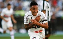 Cueva fez o primeiro gol são paulino