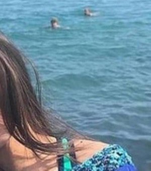 Garota de 14 anos morre após celular explodir no travesseiro enquanto ela dormia