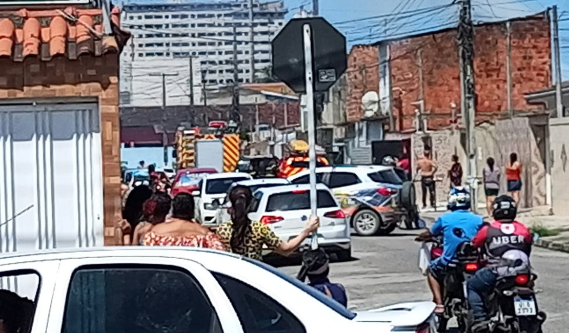 Princípio de incêndio atinge residência no conjunto Graciliano Ramos