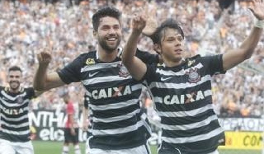 Mistão do Corinthians faz 6 no São Paulo e completa festa do hexa