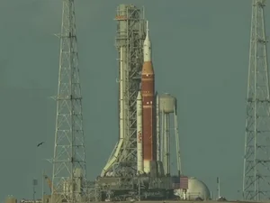 Nasa lança hoje foguete da Artemis II para Lua com transmissão ao vivo