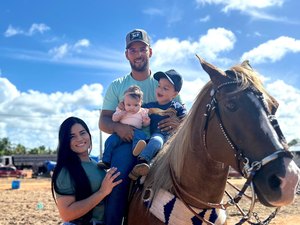Laryssa Ferreira transforma sonho com mini vaca em empreendimento de sucesso no interior de Alagoas