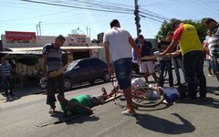 Acidente de bicicleta e moto, no bairro Jardim Esperança
