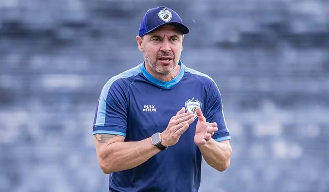 Finalista do Paranaense e classificado na Copa do Brasil, técnico Allan Aal alcança maior série invicta da carreira