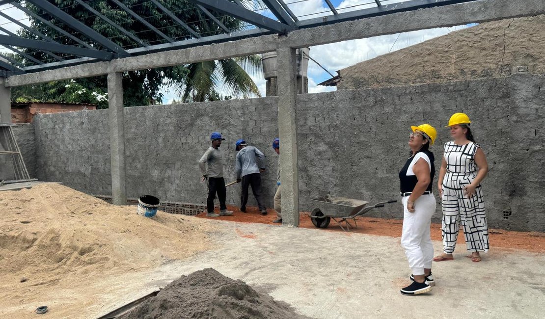 Técnicos da Prefeitura e conselheiros do Fundeb visitam canteiros de obras da Educação em Lagoa da Canoa