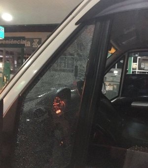 Criminosos armados assaltam van com estudantes em estrada no Agreste