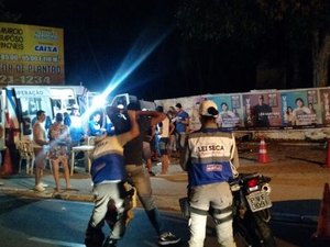 Operação Lei Seca resulta em uma prisão e cerca de 50 autuações por infrações diversas