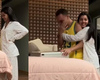 João Gomes se emociona com presente de Ary Mirelle, que diz: 'Não é muito perto do que faz por mim'