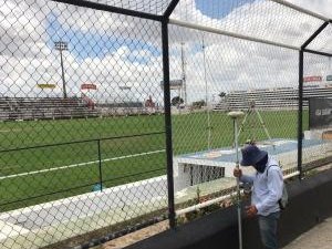 Técnicos da prefeitura realizam levantamentos para melhorias no Municipal