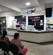 Mais de 1.800 exames de prevenção à saúde da mulher foram realizados em Penedo durante o Outubro Rosa