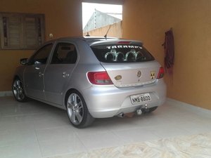 Dono de oficina é preso com veículo roubado