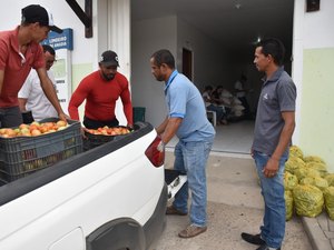 Agricultores familiares entregam mais uma remessa de alimentos ao PAA de Limoeiro de Anadia
