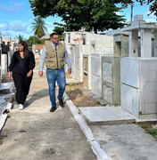 Leonardo Dias visita cemitérios para conferir preparativos para o Dia de Finados