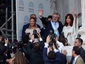 Alberto Fernández assume o governo na Argentina