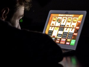 Plenário vota autorização para cassino, bingo, jogo do bicho e corrida de cavalos