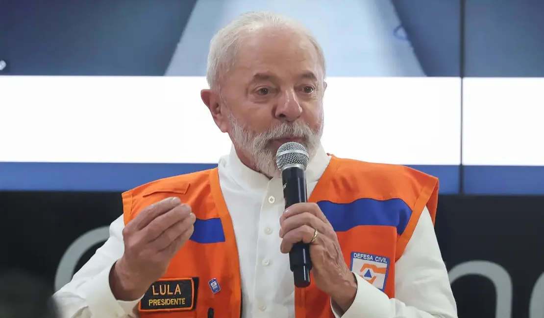 Lula lamenta morte de oito pessoas em queda de balão em Santa Catarina