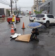 Ronda atende motoqueiro vítima de acidente na Jatiúca