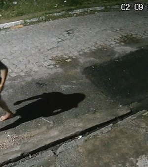 Homem tenta roubar dois carros no Jacintinho durante a madrugada