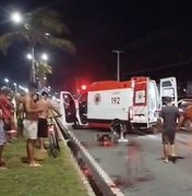 Homem sofre tentativa de homicídio e é socorrido no meio da rua no Pontal da Barra