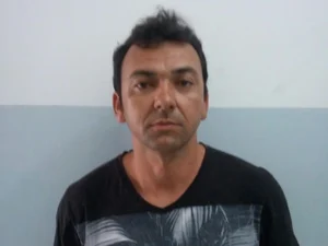 Homem procura delegacia pra registrar BO e acaba preso por tentativa de homicídio