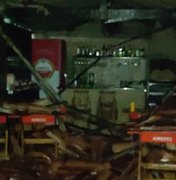 Teto de pizzaria desaba após fortes chuvas em Rio Largo; ninguém ficou ferido